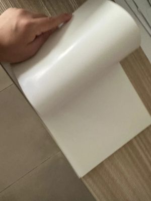 Coated 250-350gsm C2S/High Bulk Art Card for Printing and Packing