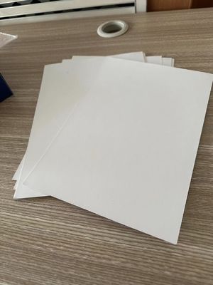 Coated 250-350gsm C2S/High Bulk Art Card for Printing and Packing