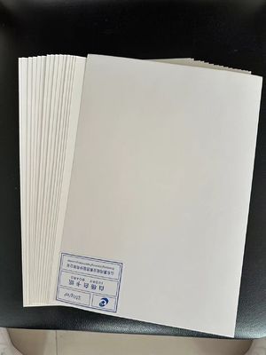 Customized Printing Hotselling Paper 210/230/250/270/300gsm FBB/GC1/C1S of Standard